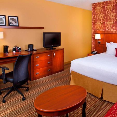 Courtyard By Marriott Baton Rouge Acadian Centre/Lsu Area Otel Dış mekan fotoğraf